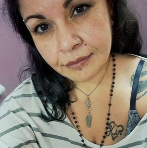 Meet your Posher, Donna cantu